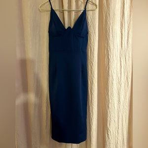 Prettylittlething Navy midi Dress